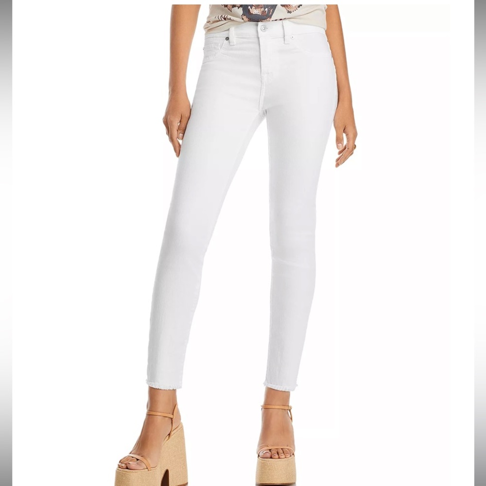 7 for all Mankind Skinny, Mid Rise, White Jeans